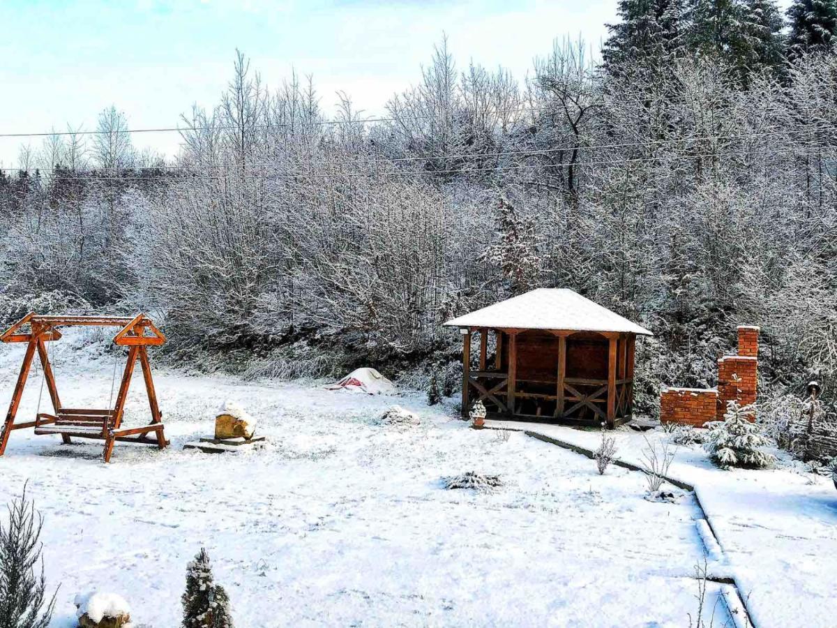 Villa Na Uzlissi Migovo Exterior foto
