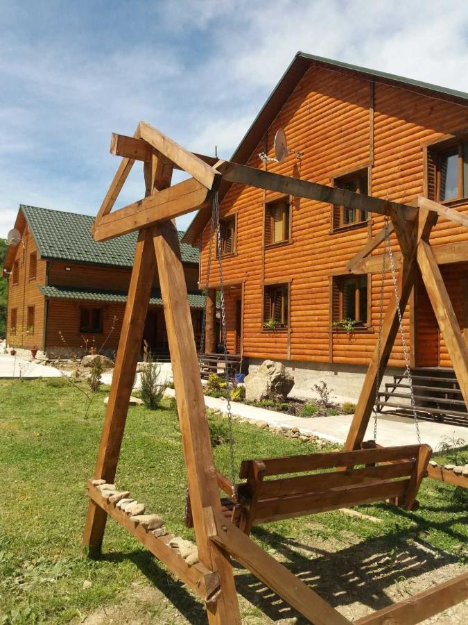 Villa Na Uzlissi Migovo Exterior foto