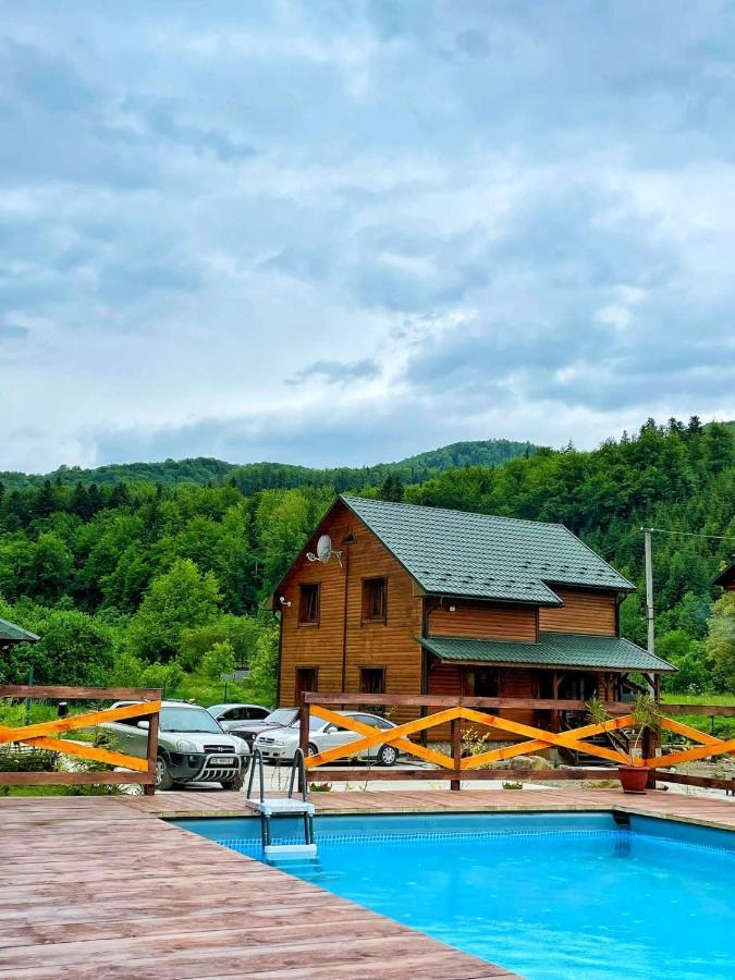 Villa Na Uzlissi Migovo Exterior foto